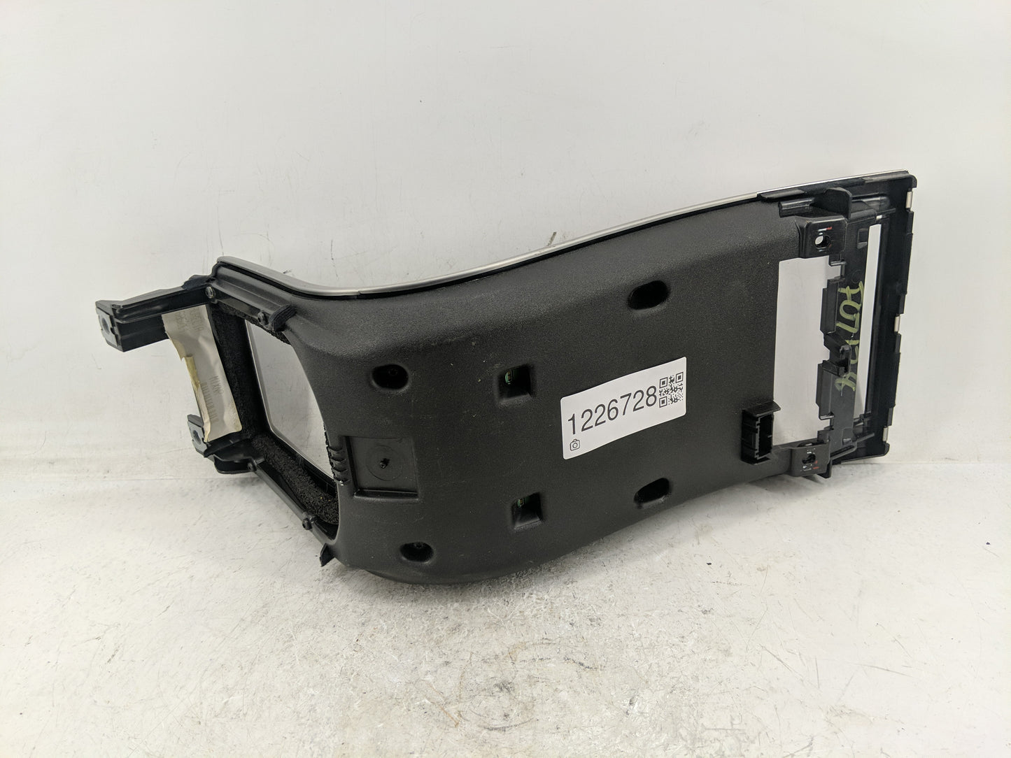 2010 Volvo V40 Radio AM FM Cd Player Receiver Replacement Fits Fits 2011 2012 2013 OEM Used Auto Parts - Oemusedautoparts1.c