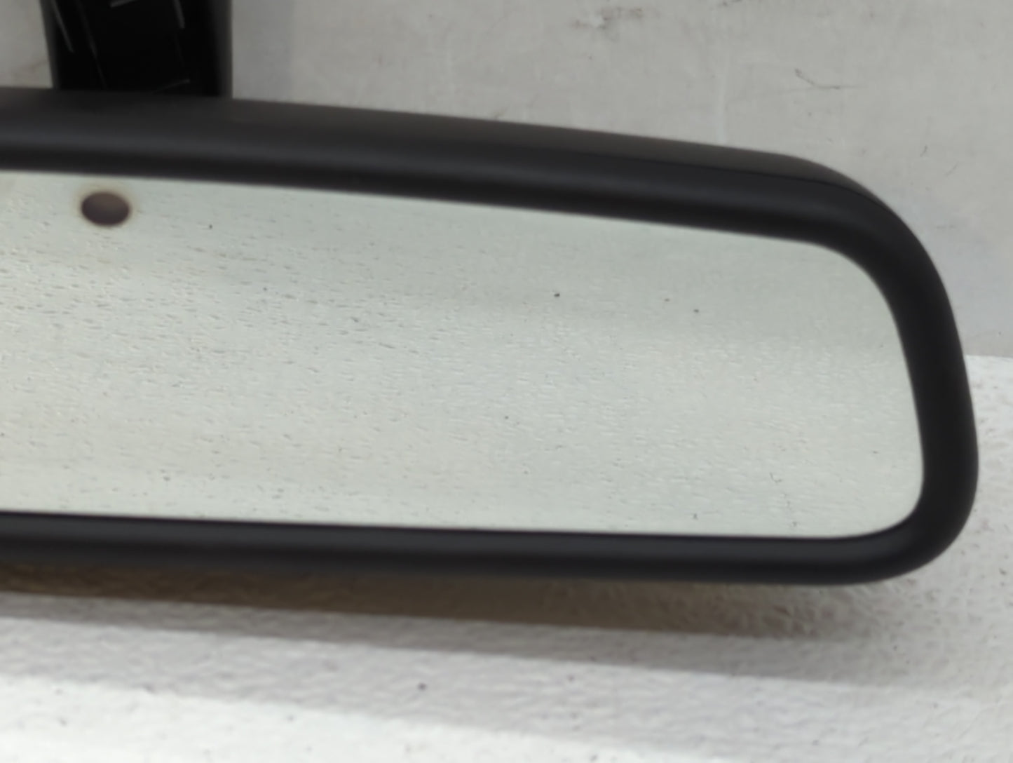 2010 Volvo V40 Interior Rear View Mirror Replacement OEM P/N:E11015891 E11025891 Fits Fits 2008 2009 2011 2012 2013 OEM Used