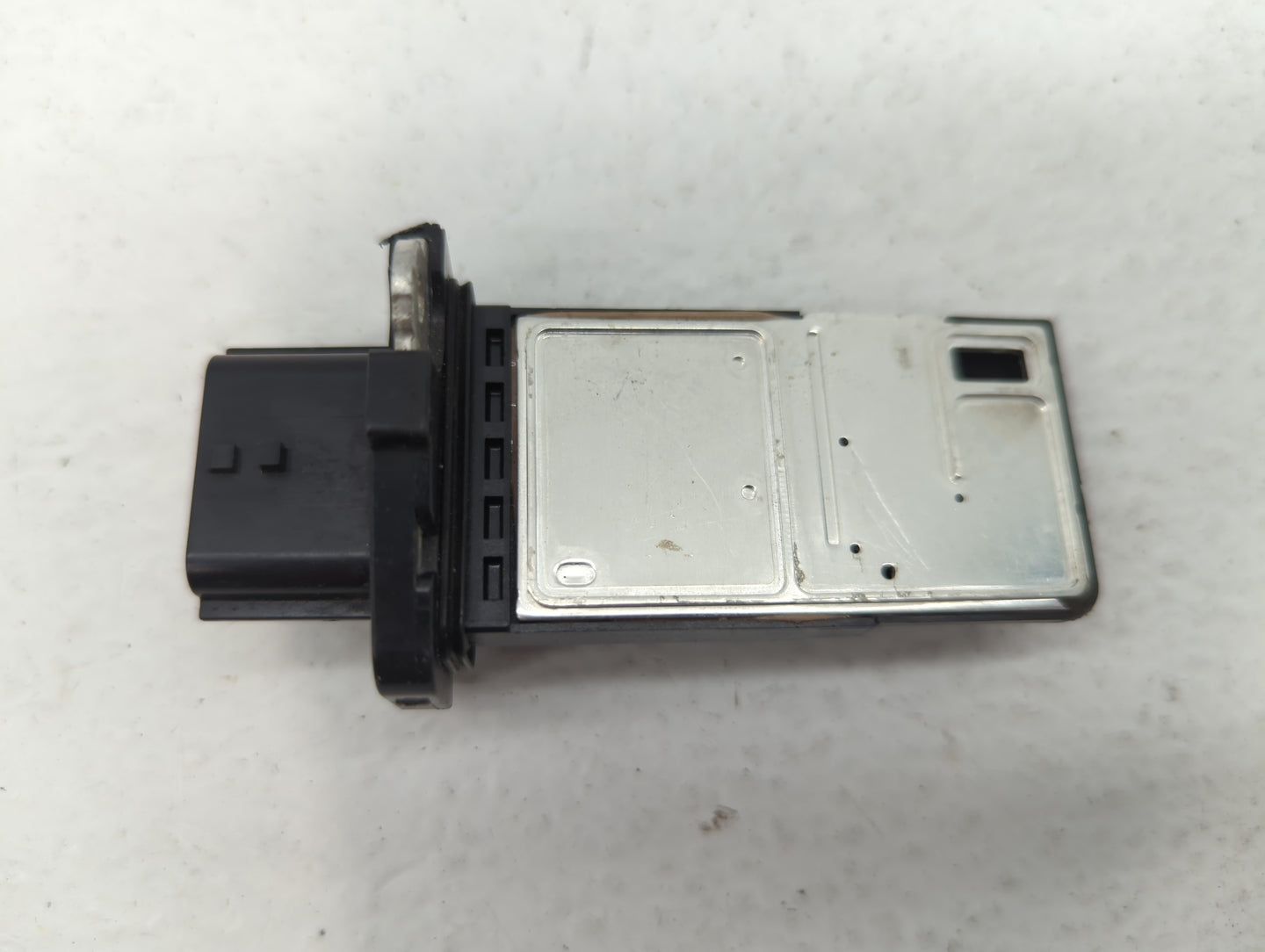 Volvo V40 Mass Air Flow Meter Maf - Oemusedautoparts1.com