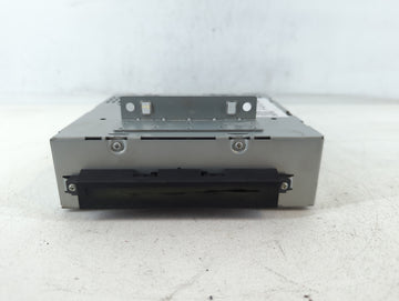 Volvo V40 Am Fm Cd Player Radio Receiver - Oemusedautoparts1.com