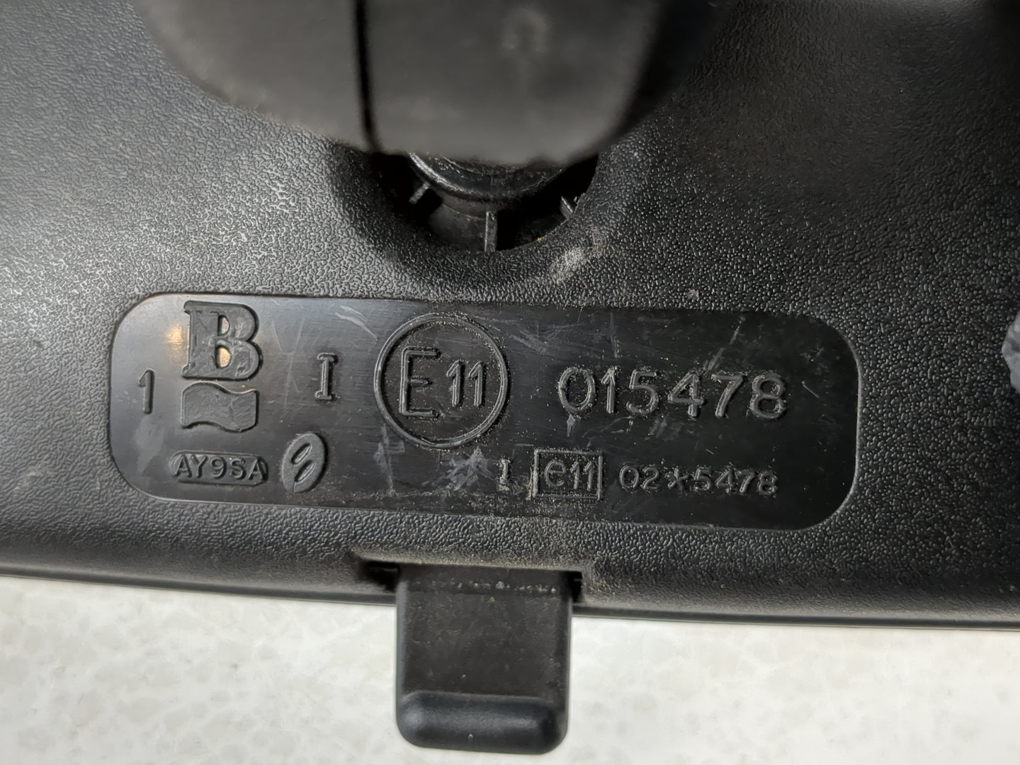 2010 Volvo V40 Interior Rear View Mirror Replacement OEM Fits Fits 2008 2009 2011 2012 2013 OEM Used Auto Parts - Oemusedaut