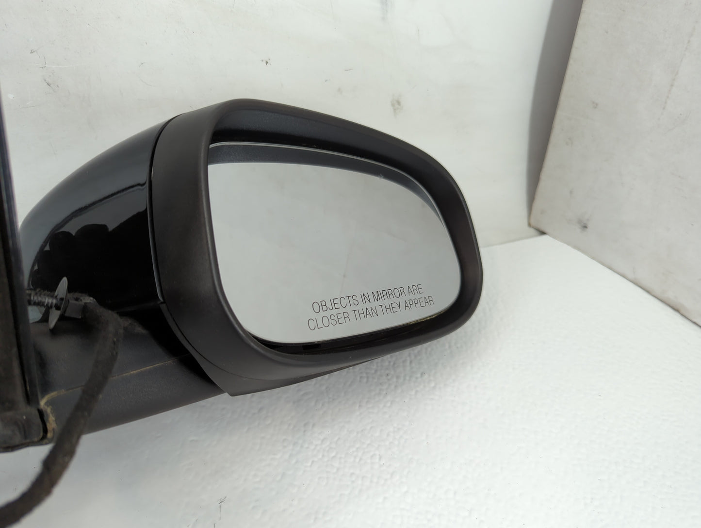 Volvo V40 Passenger Right Side View Manual Door Mirror Black - Oemusedautoparts1.com