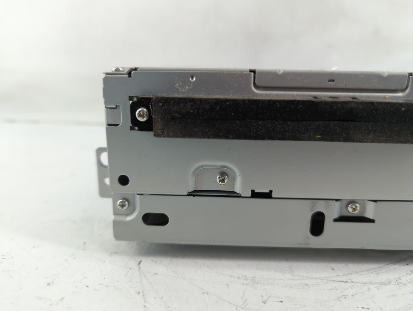 2010 Volvo V60 Radio AM FM Cd Player Receiver Replacement P/N:(P)31310072 AA Fits Fits 2009 2011 2012 OEM Used Auto Parts - 