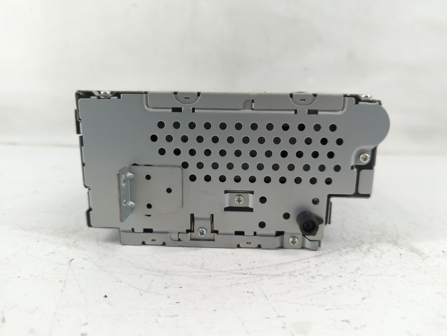 2010 Volvo V60 Radio AM FM Cd Player Receiver Replacement P/N:(P)31310072 AA Fits Fits 2009 2011 2012 OEM Used Auto Parts - 