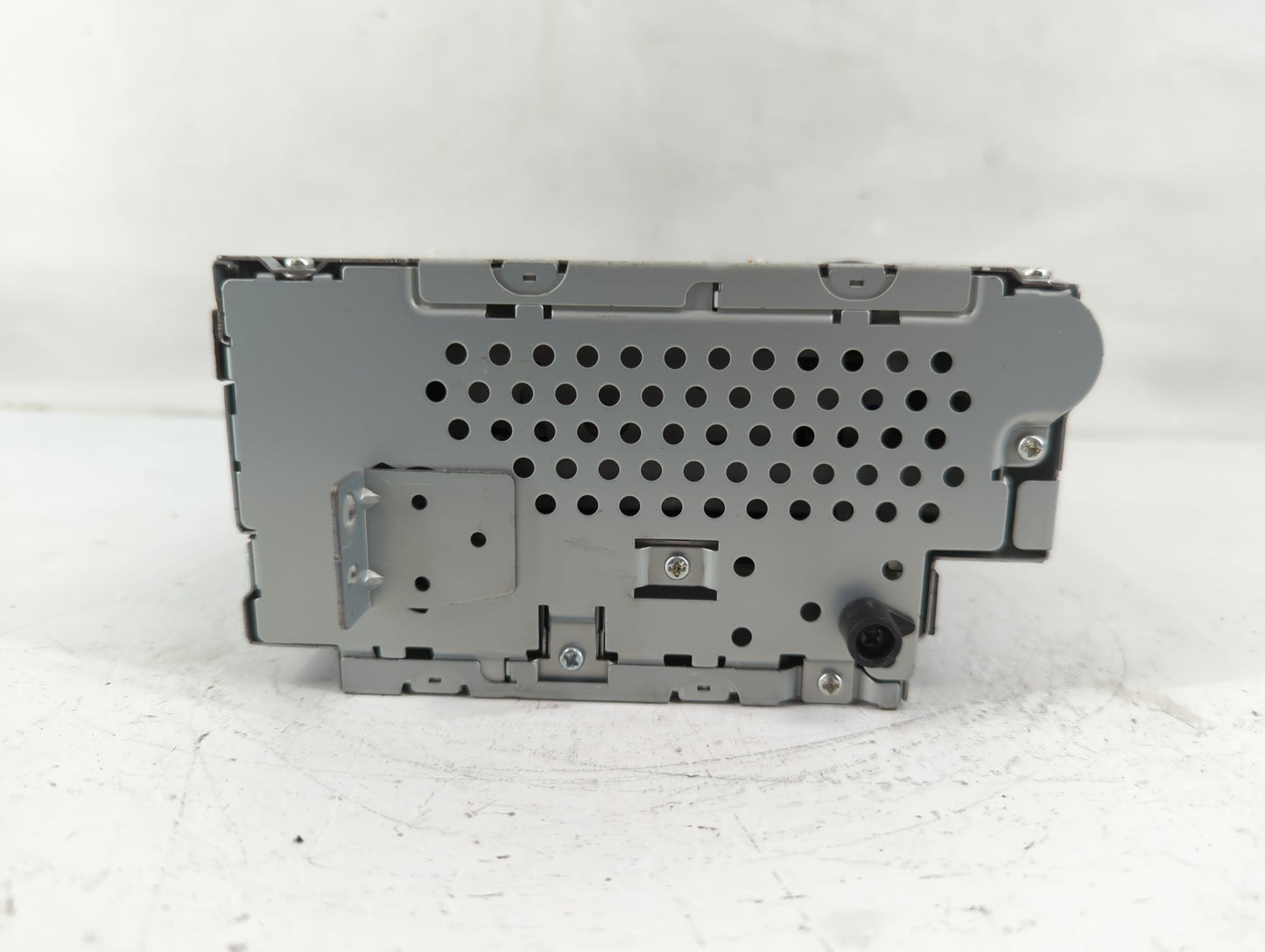 2010 Volvo V60 Radio AM FM Cd Player Receiver Replacement P/N:(P)31310072 AA Fits Fits 2009 2011 2012 OEM Used Auto Parts - 