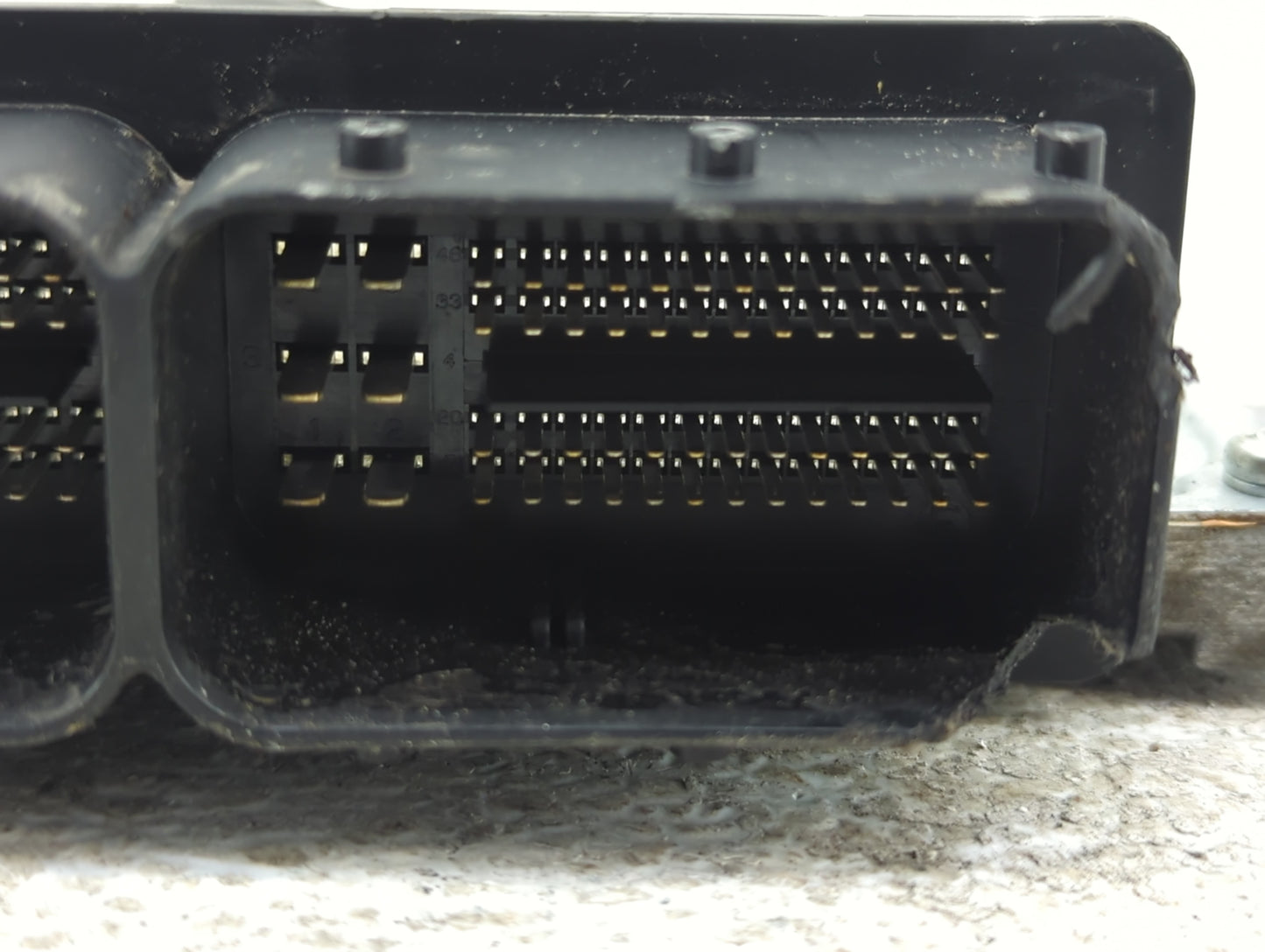 2010 Volvo V60 PCM Engine Control Computer ECU ECM PCU OEM P/N:279700-9480 Fits Fits 2008 2009 OEM Used Auto Parts - Oemused