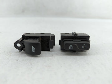 2010 Volvo V70 Master Power Window Switch Replacement Driver Side Left P/N:31272006 Fits OEM Used Auto Parts - Oemusedautopa