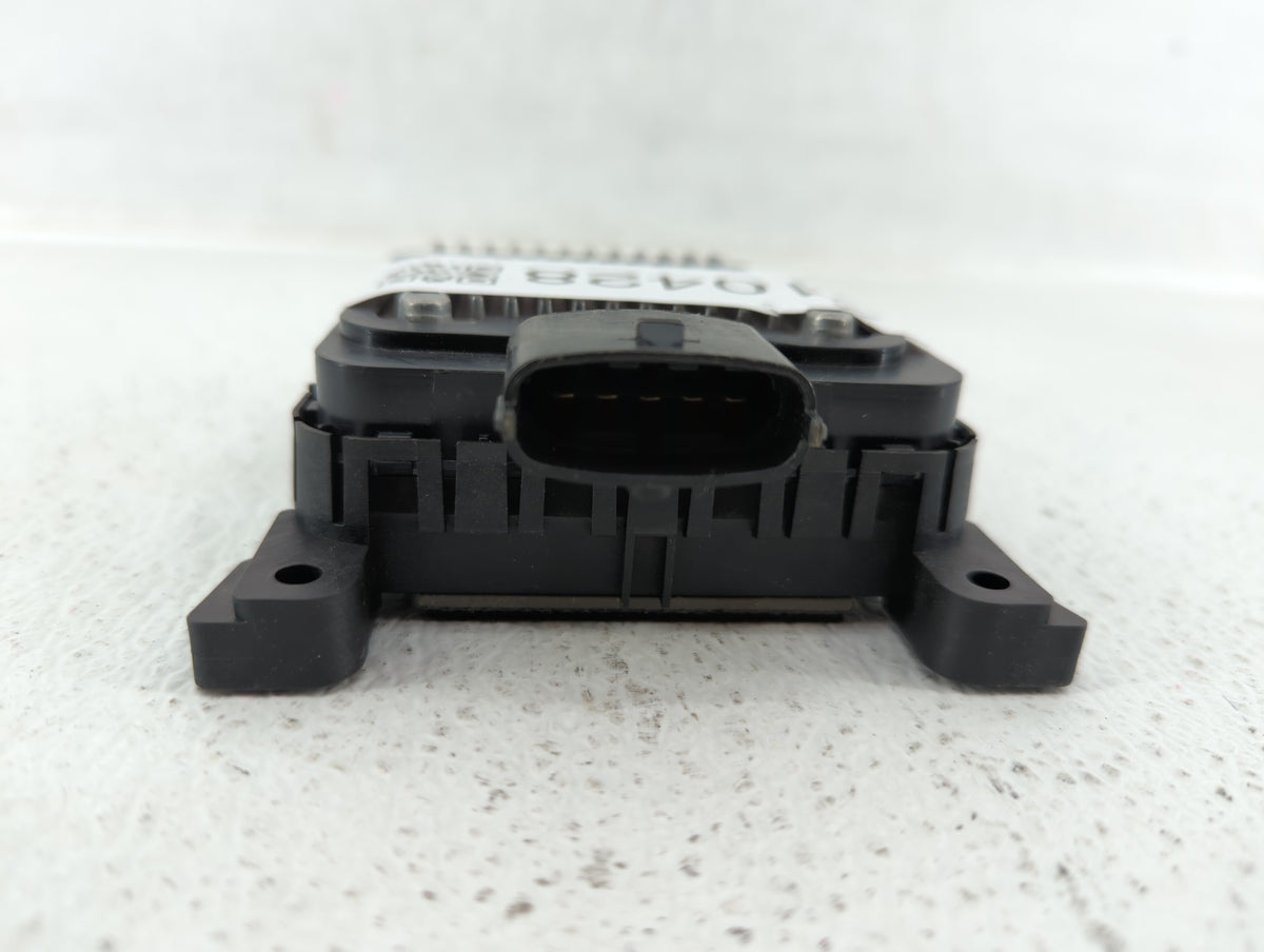 Volvo V70 Am Fm Cd Player Radio Receiver 510428 - Oemusedautoparts1.com