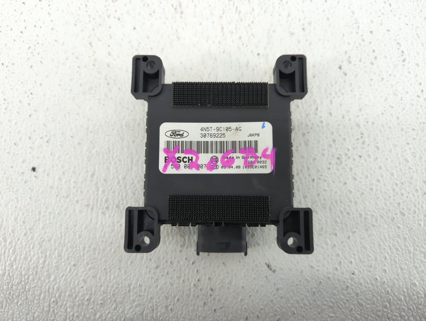 Volvo V70 Am Fm Cd Player Radio Receiver - Oemusedautoparts1.com