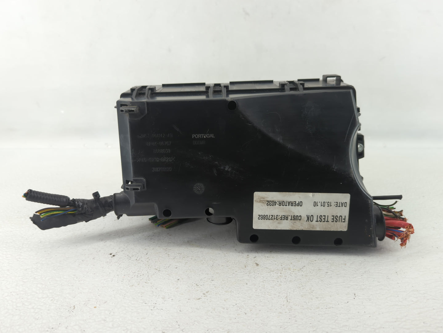 2010 Volvo V70 Fusebox Fuse Box Panel Relay Module P/N:518818000 Fits Fits 2011 2012 2013 OEM Used Auto Parts - Oemusedautop