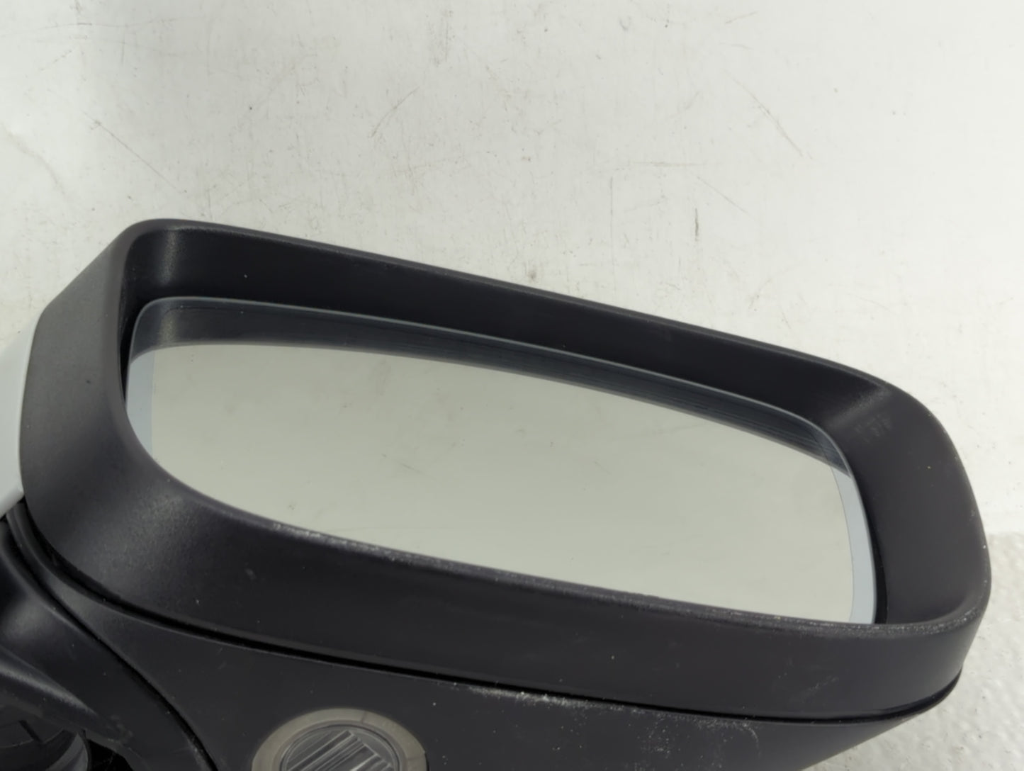 2010-2013 Volvo Xc60 Passenger Side View Mirror - Right Door Mirror OEM Used - Oemusedautoparts1.com