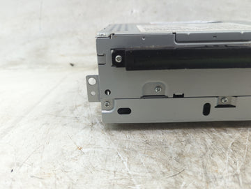 2008-2011 Volvo Xc70 Radio AM FM Cd Player Receiver Replacement P/N:31328068AA 31285837AA Fits Fits 2007 2008 2009 2010 2011 OEM Used Auto Parts