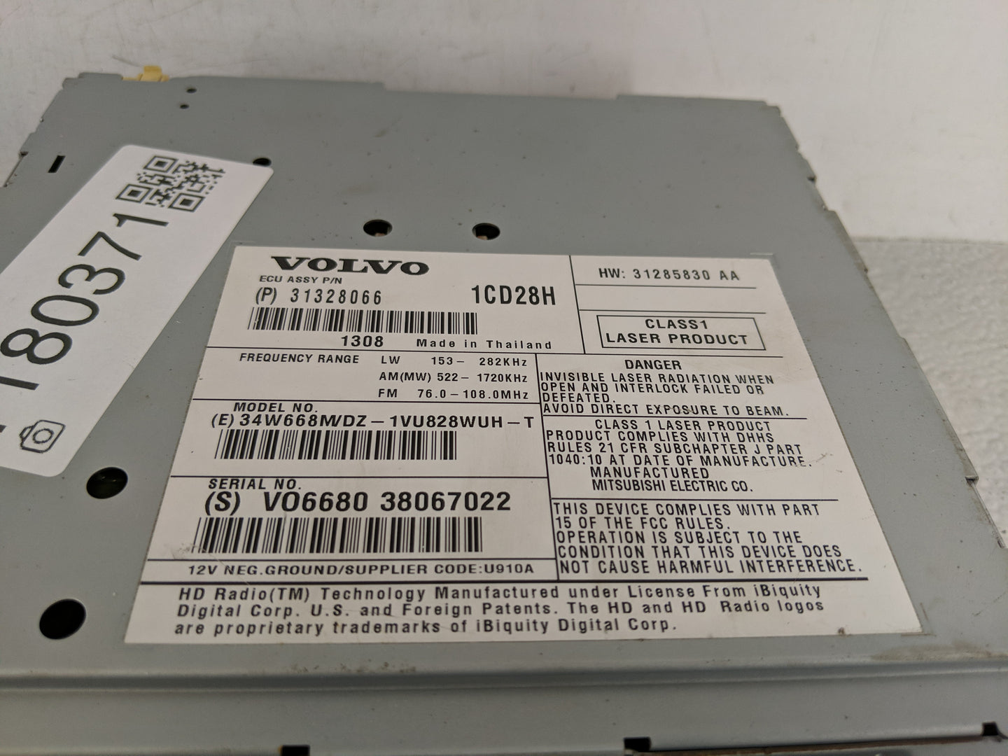 2007-2012 Volvo Xc90 Radio AM FM Cd Player Receiver Replacement P/N:31328066 Fits Fits 2007 2008 2009 2010 2011 2012 OEM Use