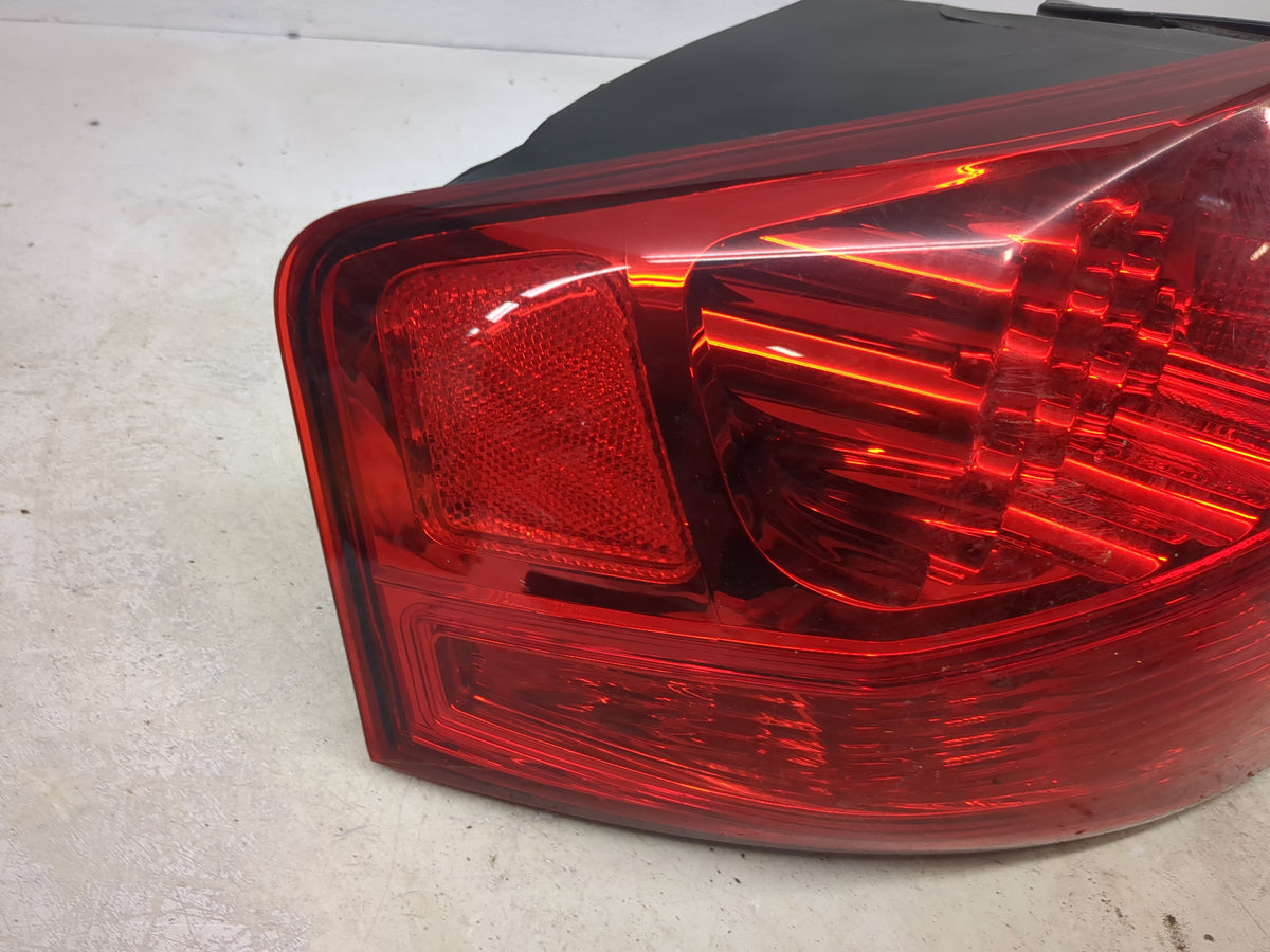 2010-2013 Acura Mdx Tail Light Assembly Driver Left OEM Fits Fits 2010 2011 2012 2013 OEM Used Auto Parts - Oemusedautoparts