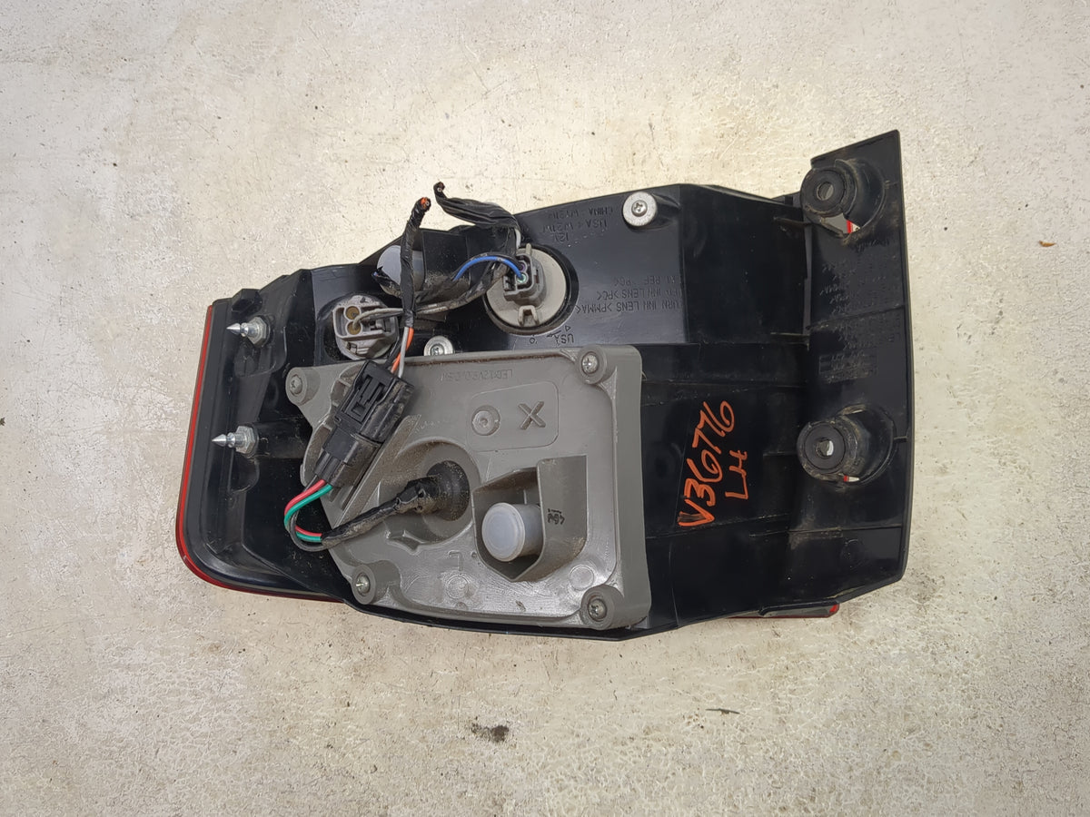 2010-2013 Acura Mdx Tail Light Assembly Driver Left OEM Fits Fits 2010 2011 2012 2013 OEM Used Auto Parts - Oemusedautoparts