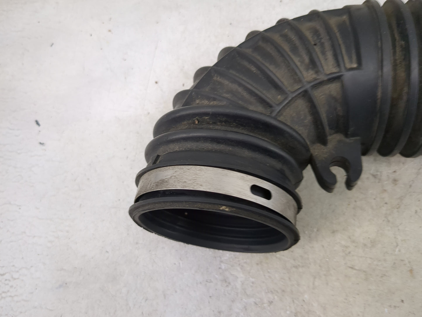 2011 Acura Rdx Air Cleaner Intake Duct Hose Tube - Oemusedautoparts1.com