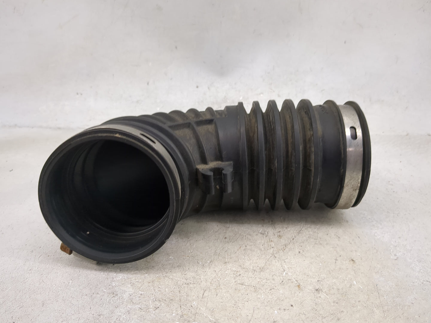 2011 Acura Rdx Air Cleaner Intake Duct Hose Tube - Oemusedautoparts1.com