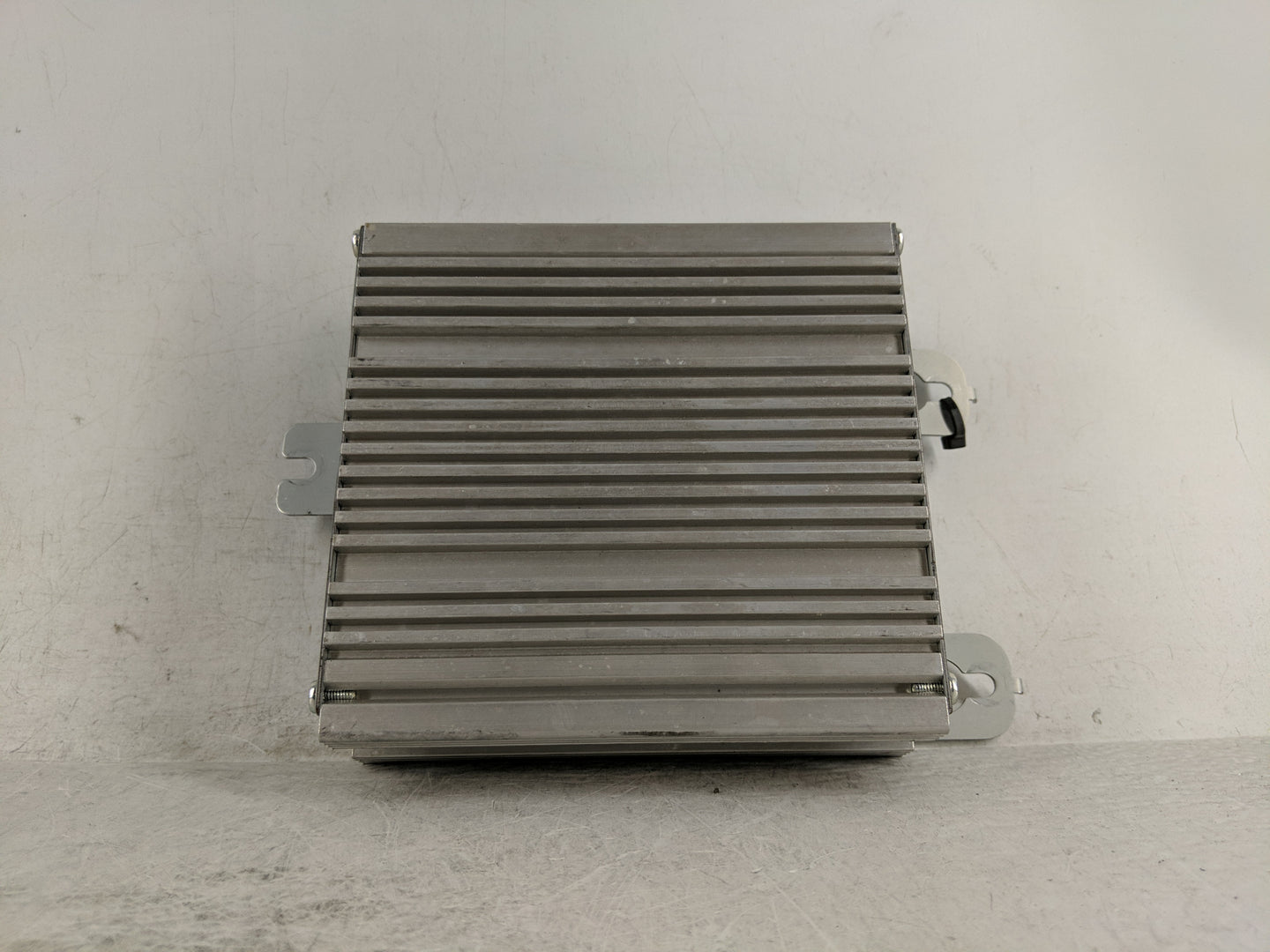 2011-2014 Acura Tsx Radio Speaker Amplifier - Oemusedautoparts1.com