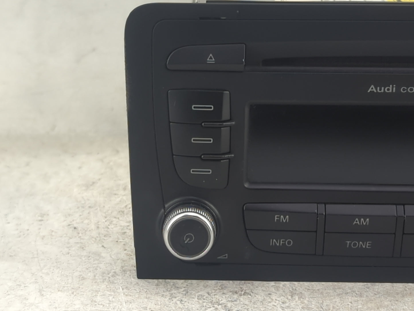 2010-2013 Audi A3 Radio AM FM Cd Player Receiver Replacement P/N:7649278380 8P0035186T Fits Fits 2010 2011 2012 2013 OEM Use
