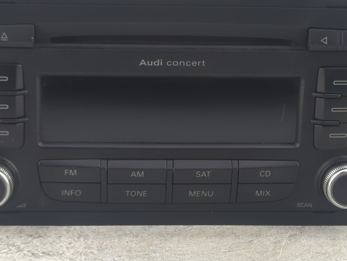 2010-2013 Audi A3 Radio AM FM Cd Player Receiver Replacement P/N:7649278380 8P0035186T Fits Fits 2010 2011 2012 2013 OEM Use