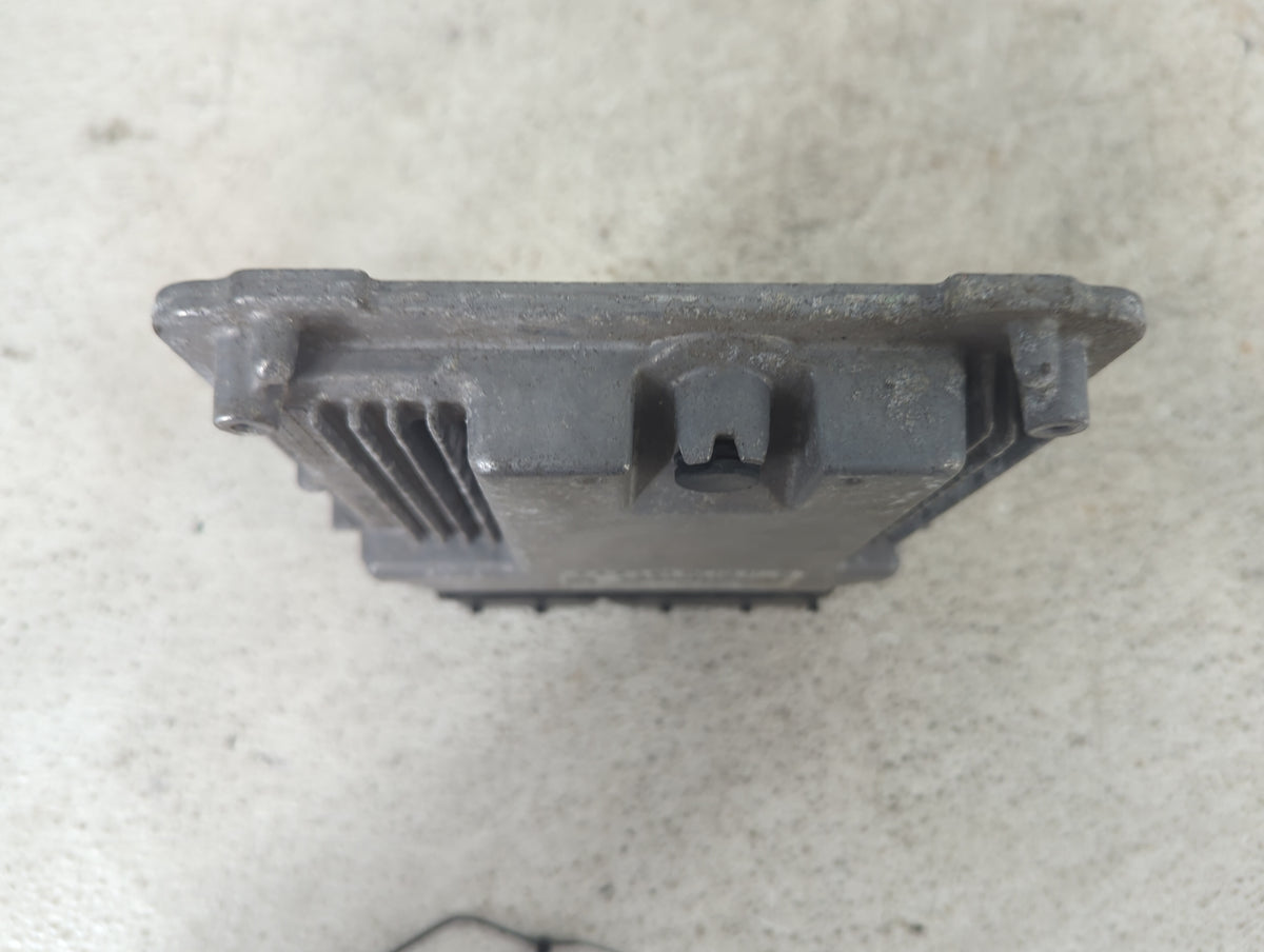 2010-2011 Audi A3 PCM Engine Control Computer ECU ECM PCU OEM P/N:8P0907115AT 8P0907115AL, 0261S05976 Fits Fits 2010 2011 OE