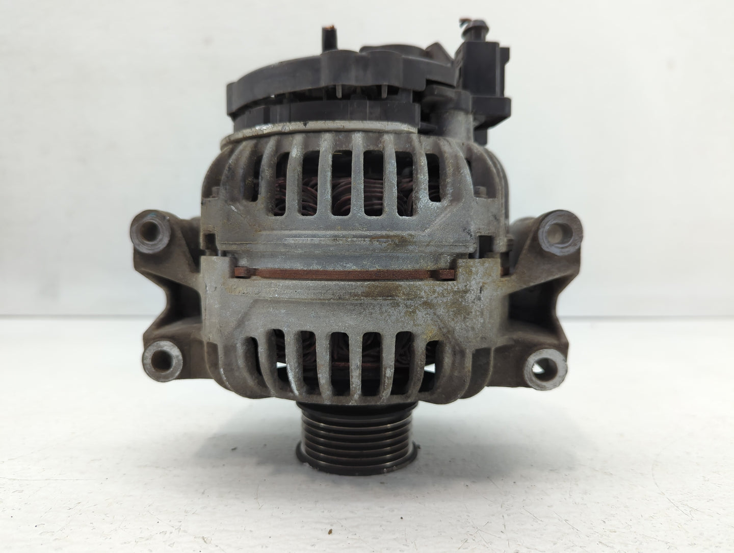 2006-2013 Audi A3 Alternator Replacement Generator Charging Assembly Engine OEM P/N:06B 903 016AB Fits OEM Used Auto Parts -