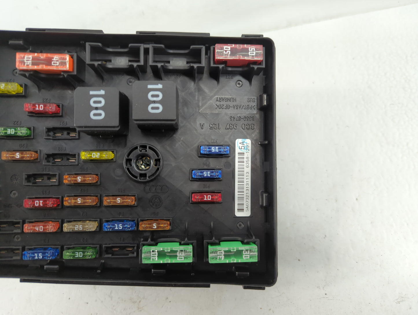 2006-2013 Audi A3 Fusebox Fuse Box Panel Relay Module P/N:1K0 937 132 F Fits OEM Used Auto Parts - Oemusedautoparts1.com