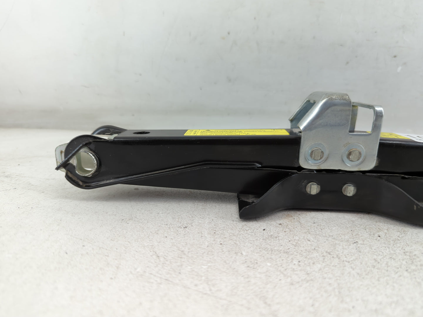 2011 Audi A4 Spare Scissor Car Jack - Oemusedautoparts1.com