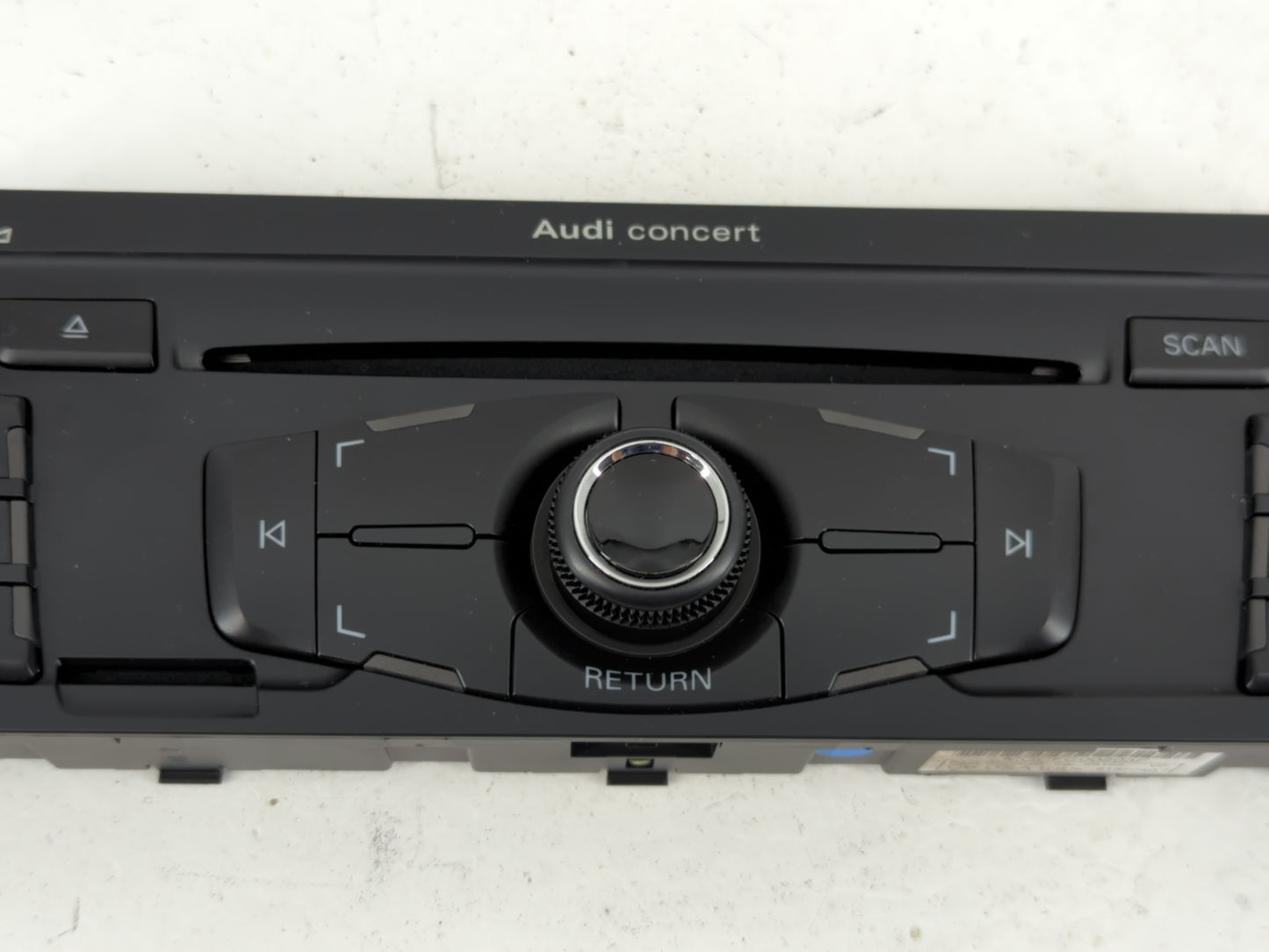 2010-2012 Audi A4 Radio AM FM Cd Player Receiver Replacement P/N:MGCFC00203F Fits OEM Used Auto Parts - Oemusedautoparts1.co