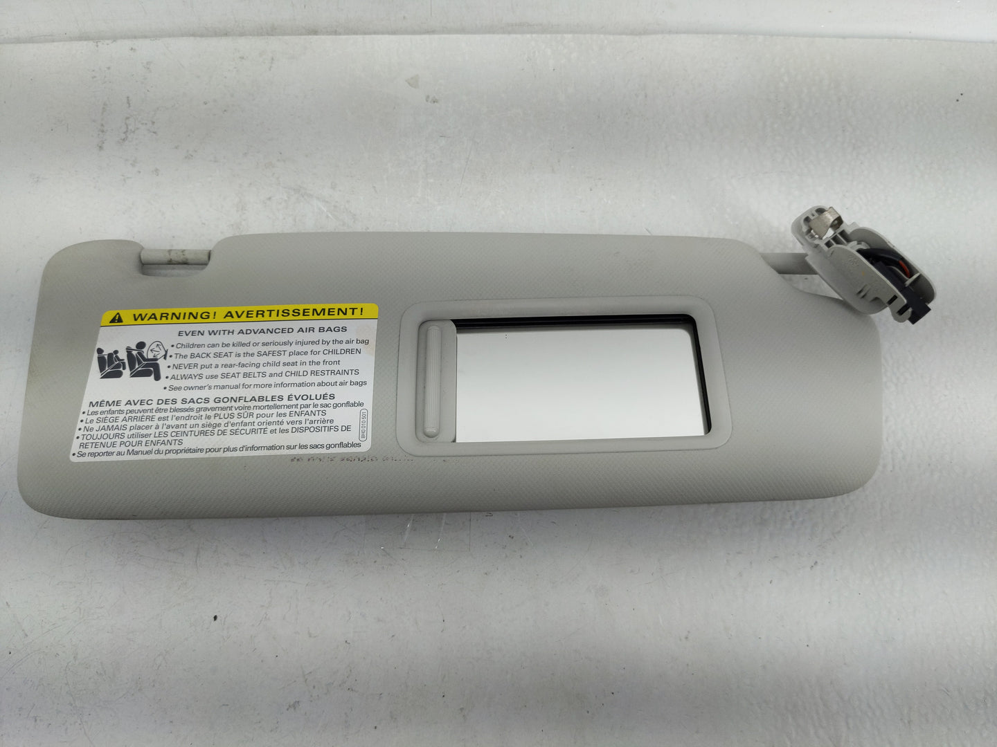 2009-2012 Audi A4 Sun Visor Shade Replacement Passenger Right Mirror Fits Fits 2009 2010 2011 2012 OEM Used Auto Parts - Oem