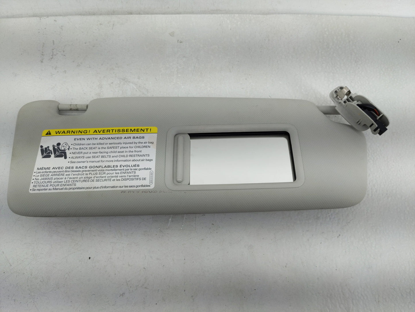 2009-2012 Audi A4 Sun Visor Shade Replacement Passenger Right Mirror Fits Fits 2009 2010 2011 2012 OEM Used Auto Parts - Oem
