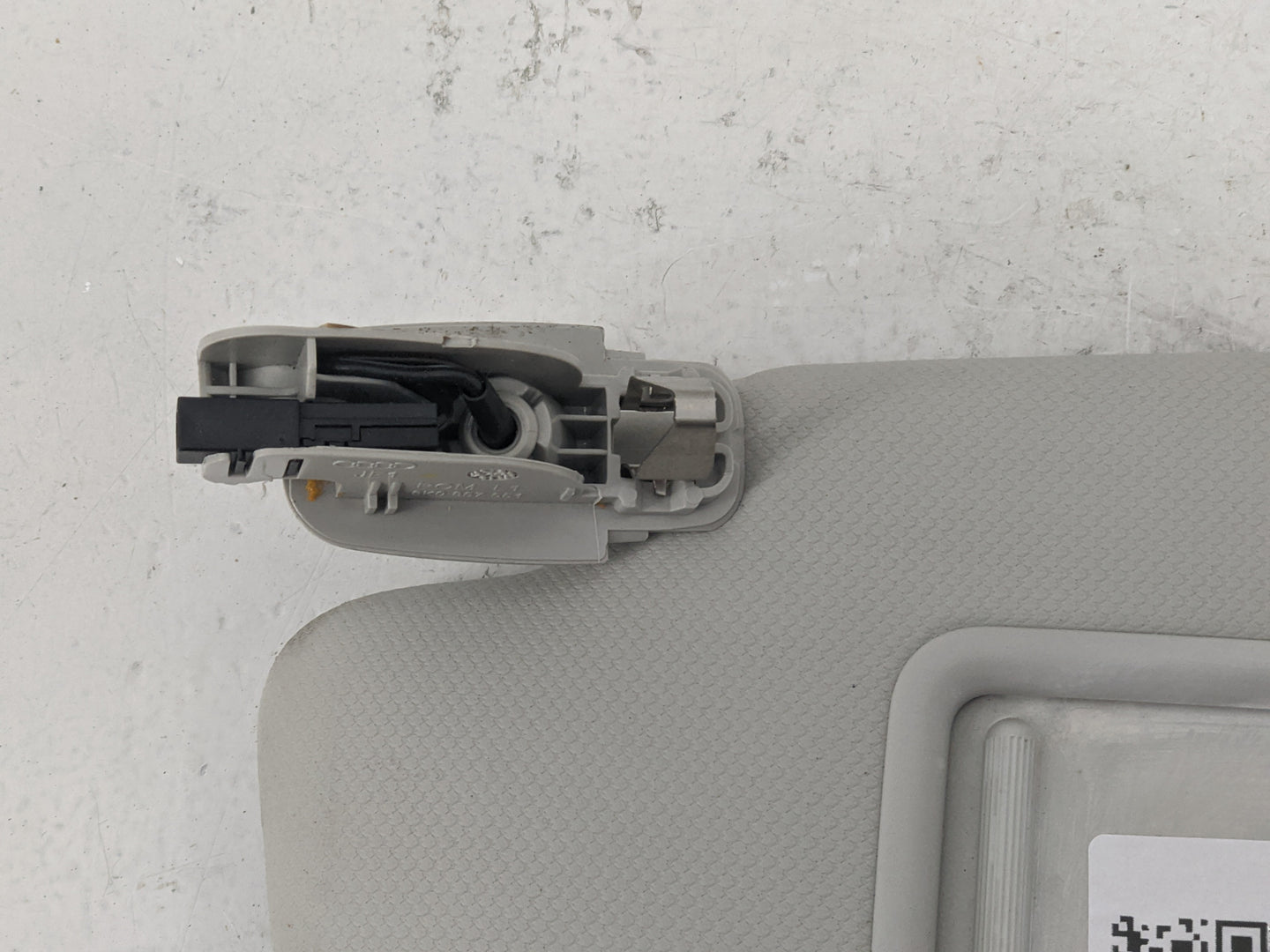 2009-2012 Audi A4 Sun Visor Shade Replacement Driver Left Mirror Fits Fits 2009 2010 2011 2012 OEM Used Auto Parts - Oemused