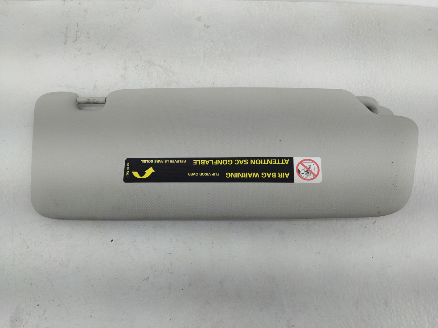 2009-2012 Audi A4 Sun Visor Shade Replacement Driver Left Mirror Fits Fits 2009 2010 2011 2012 OEM Used Auto Parts - Oemused