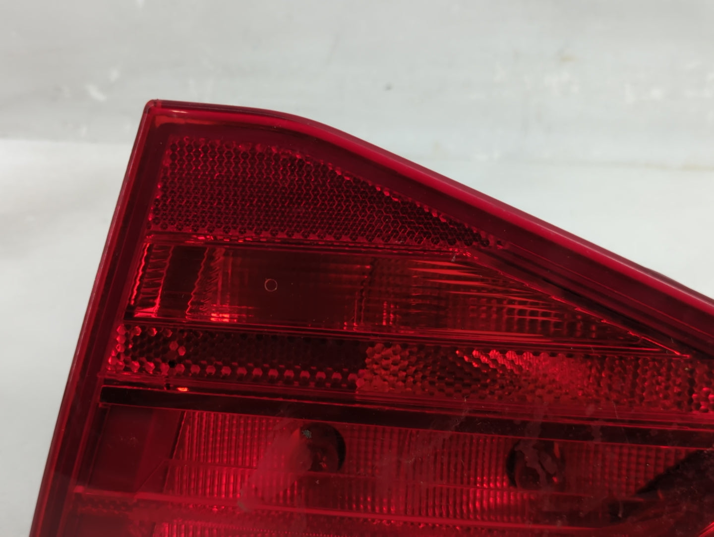 2009-2012 Audi A4 Tail Light Assembly Passenger Right OEM P/N:21968002 Fits Fits 2009 2010 2011 2012 2013 2014 OEM Used Auto