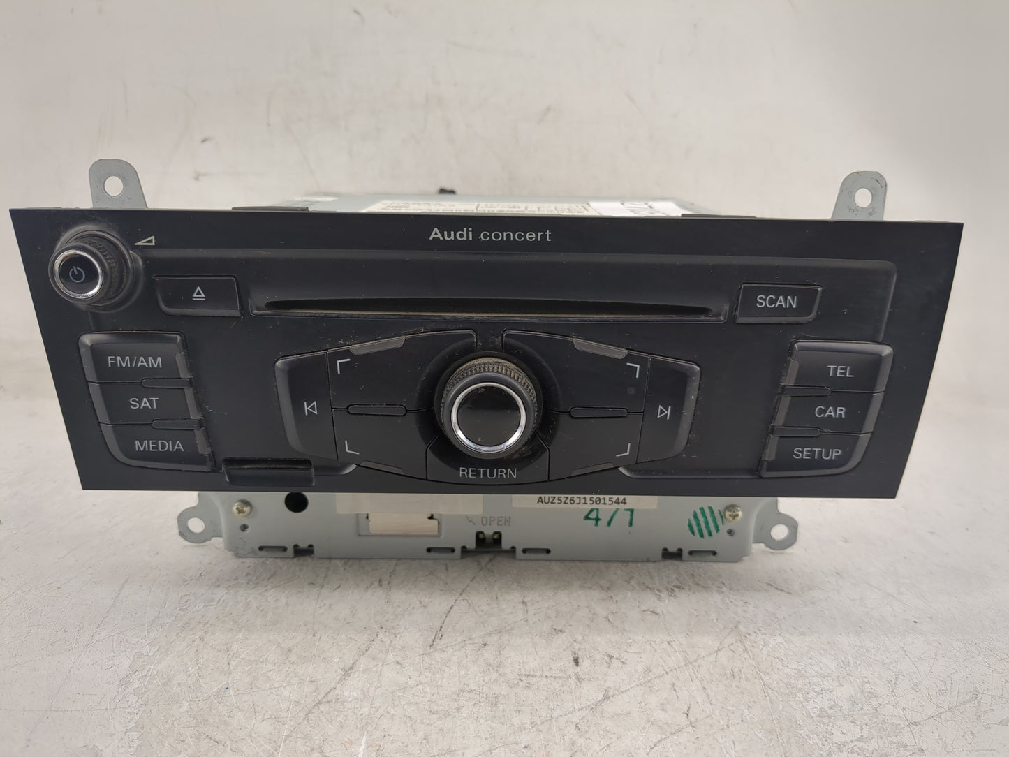 2010-2012 Audi A4 Radio AM FM Cd Player Receiver Replacement P/N:8T1 035 186 R Fits Fits 2010 2011 2012 2013 2014 2015 2016 