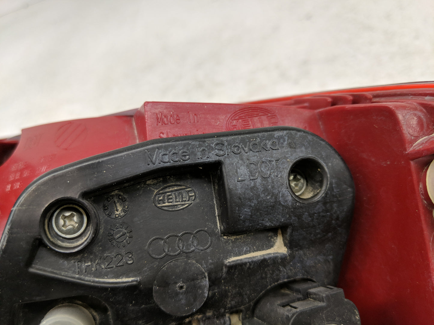 2010-2012 Audi A4 Tail Light Assembly Driver Left OEM Fits Fits 2010 2011 2012 OEM Used Auto Parts - Oemusedautoparts1.com