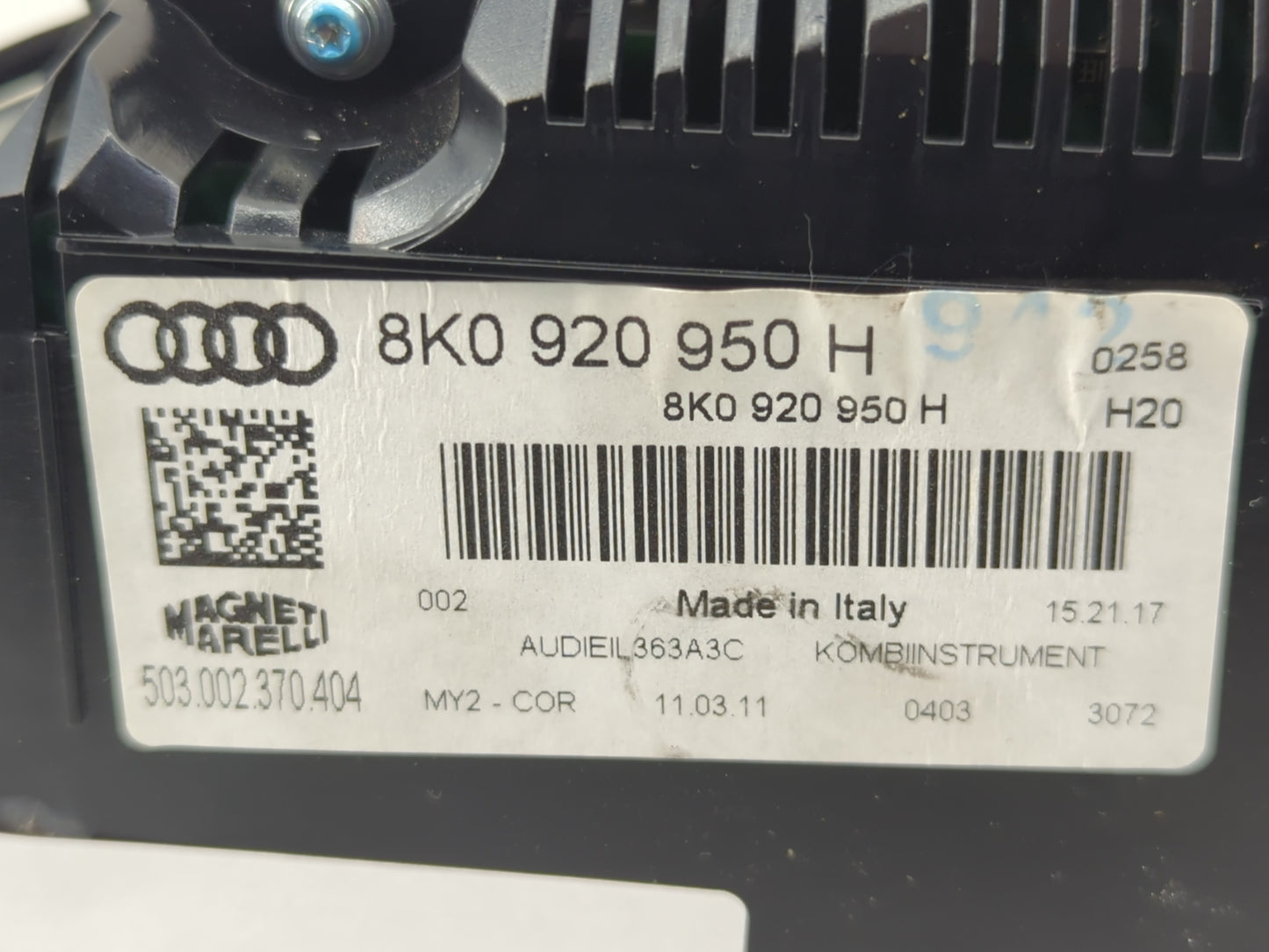 2010-2012 Audi A4 Instrument Cluster Speedometer Gauges P/N:8K0 920 950 H Fits Fits 2010 2011 2012 OEM Used Auto Parts - Oem