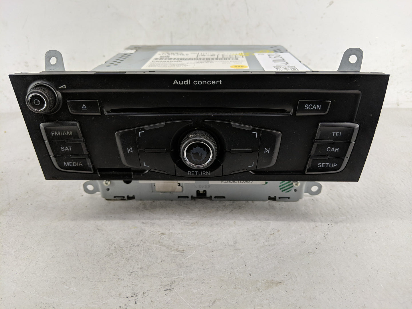 2010-2012 Audi A4 Radio AM FM Cd Player Receiver Replacement P/N:8T1 035 186 R Fits Fits 2010 2011 2012 2013 2014 2015 2016 