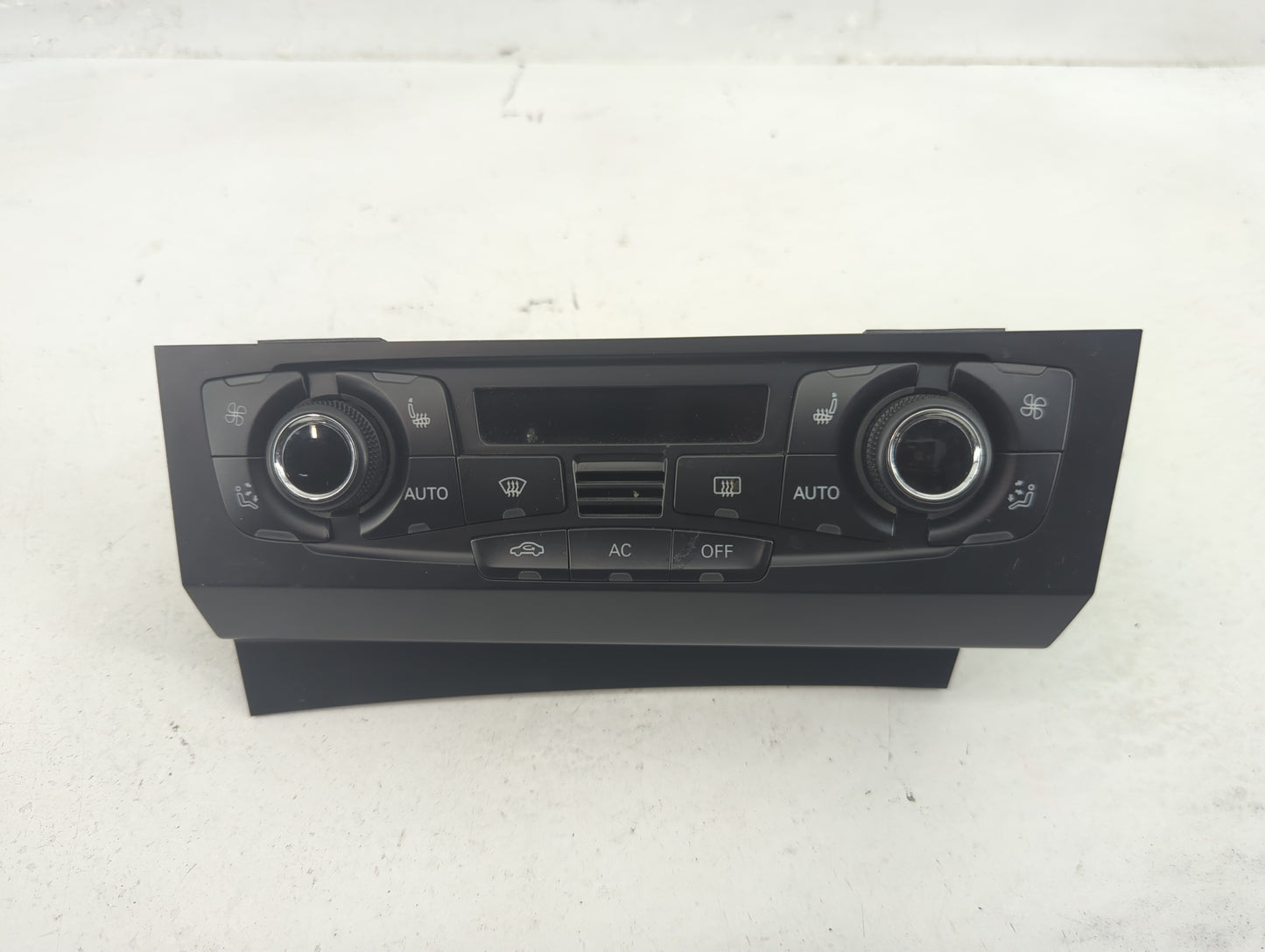 2009-2012 Audi A4 Climate Control Module Temperature AC/Heater Replacement P/N:8T1820043AQ Fits Fits 2008 2009 2010 2011 201