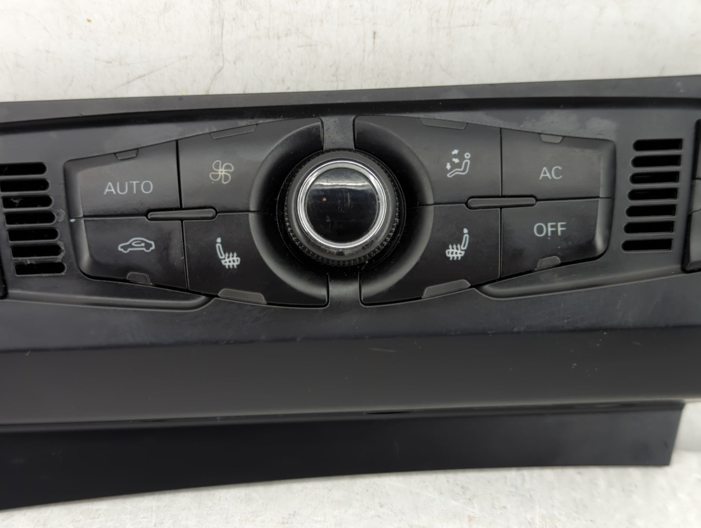 2009-2012 Audi A4 Climate Control Module Temperature AC/Heater Replacement P/N:8T1 820 043 AN Fits Fits 2008 2009 2010 2011 