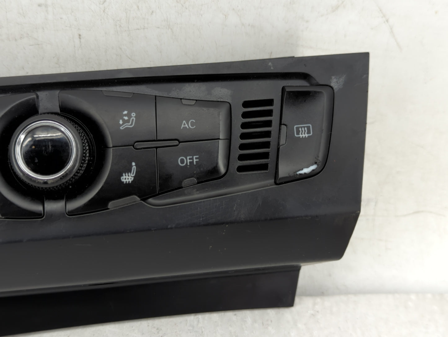 2009-2012 Audi A4 Climate Control Module Temperature AC/Heater Replacement P/N:8T1 820 043 AN Fits Fits 2008 2009 2010 2011 