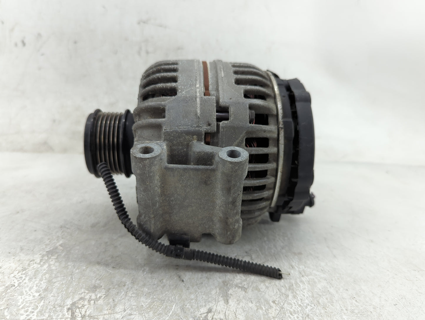 2009-2012 Audi A4 Alternator Replacement Generator Charging Assembly Engine OEM P/N:06H 903 016 L Fits Fits 2009 2010 2011 2