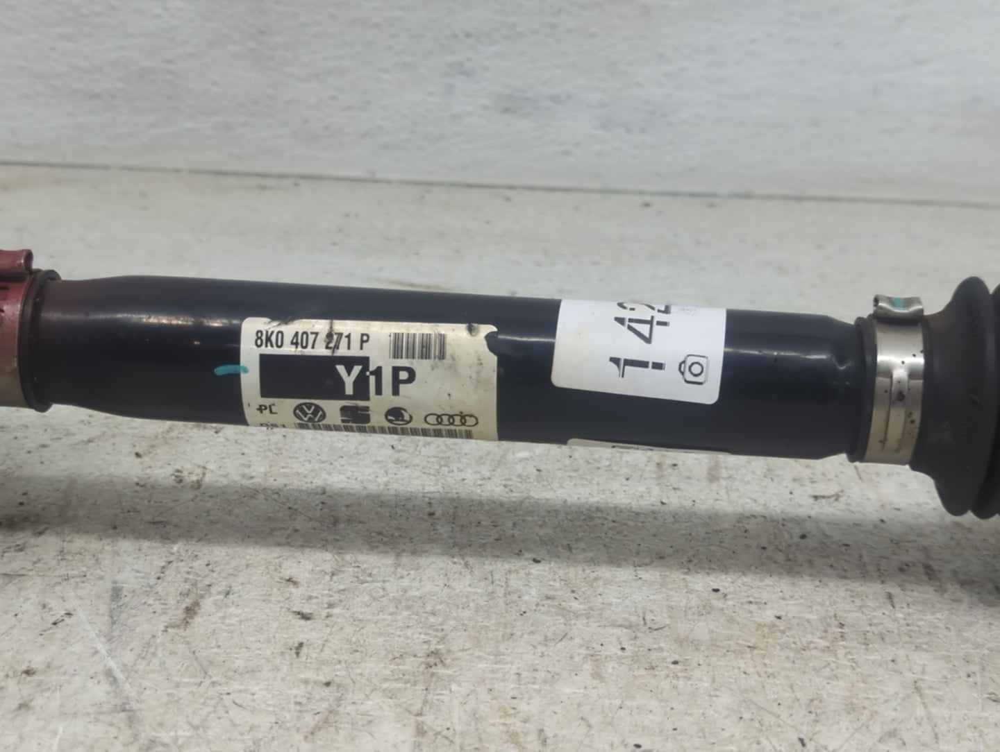 Audi A4 Axle Shaft Front Passenger Cv C/v - Oemusedautoparts1.com