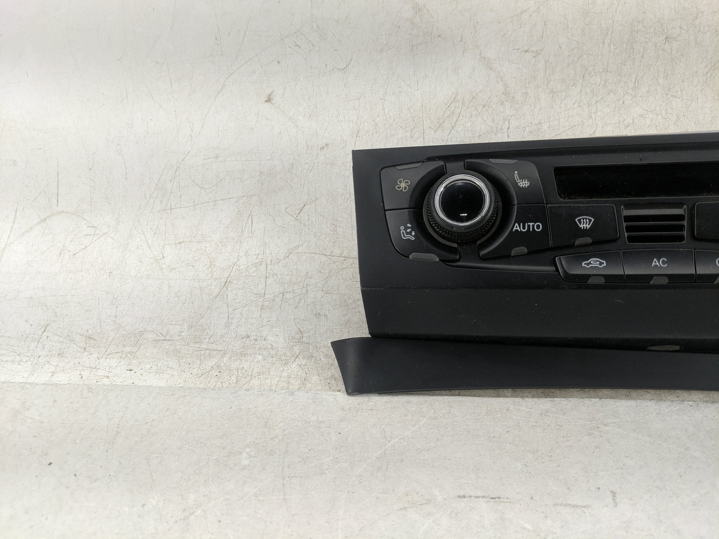 2009-2012 Audi A4 Climate Control Module Temperature AC/Heater Replacement P/N:8T1820043AK A2C53345976 Fits OEM Used Auto Pa
