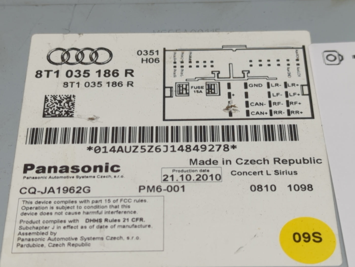2010-2012 Audi A4 Radio AM FM Cd Player Receiver Replacement P/N:8T1035186R CQ-JA1962G Fits OEM Used Auto Parts - Oemusedaut