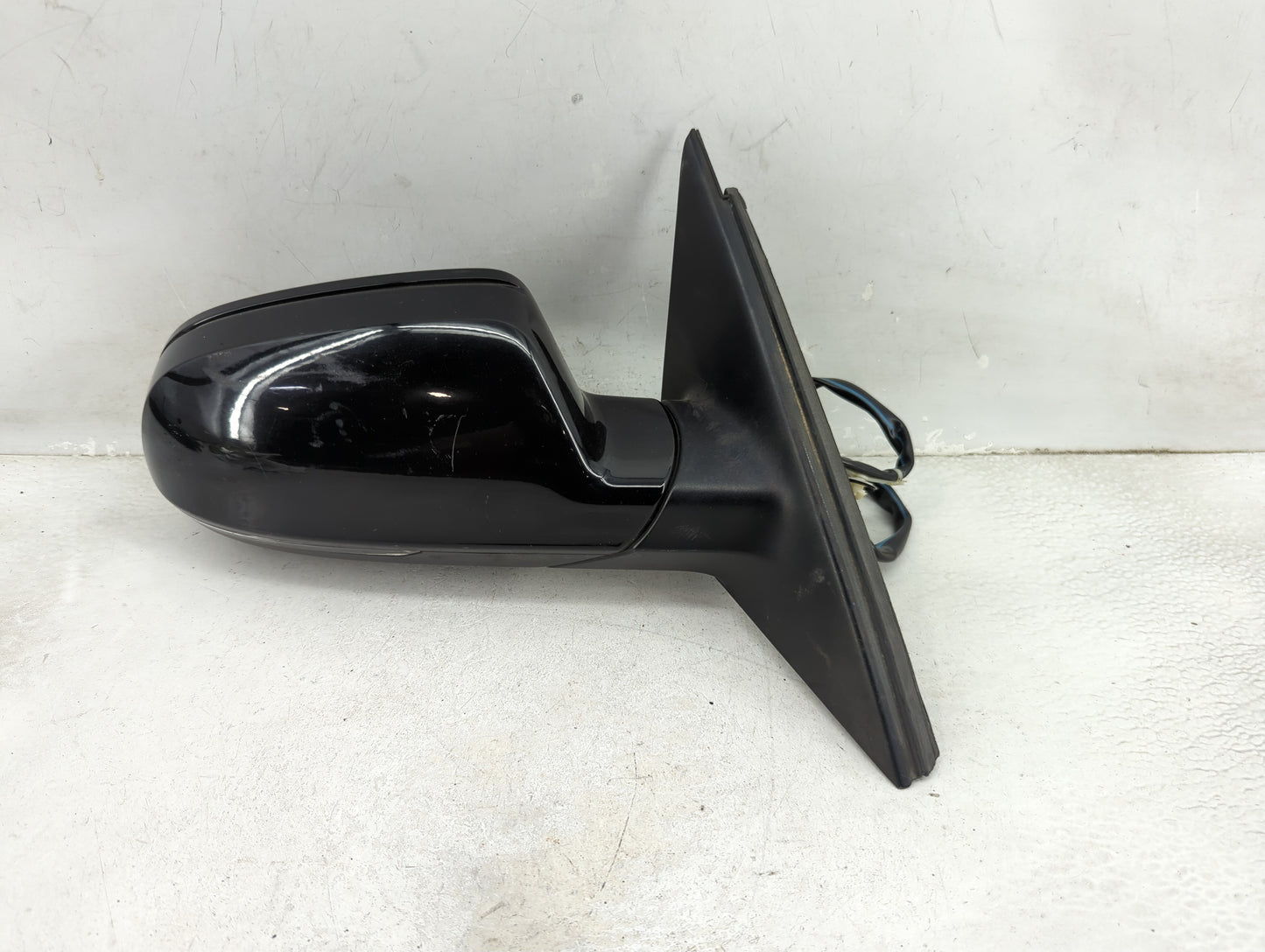 2010-2016 Audi A4 Passenger Side View Mirror - Right Door Mirror OEM Used - Oemusedautoparts1.com