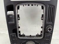 2010-2012 Audi A4 Radio AM FM Cd Player Receiver Replacement P/N:8T0919609F 8T0919609FWFX Fits OEM Used Auto Parts - Oemused