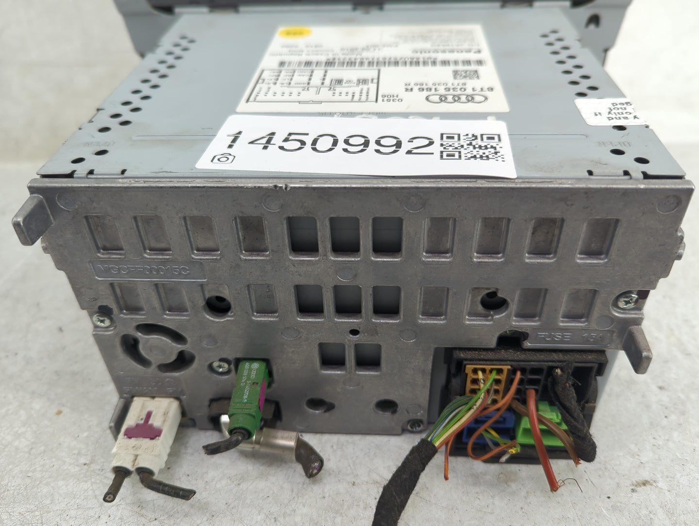 2010-2012 Audi A4 Radio AM FM Cd Player Receiver Replacement P/N:8T1035186R CQ-JA1962G Fits OEM Used Auto Parts - Oemusedaut