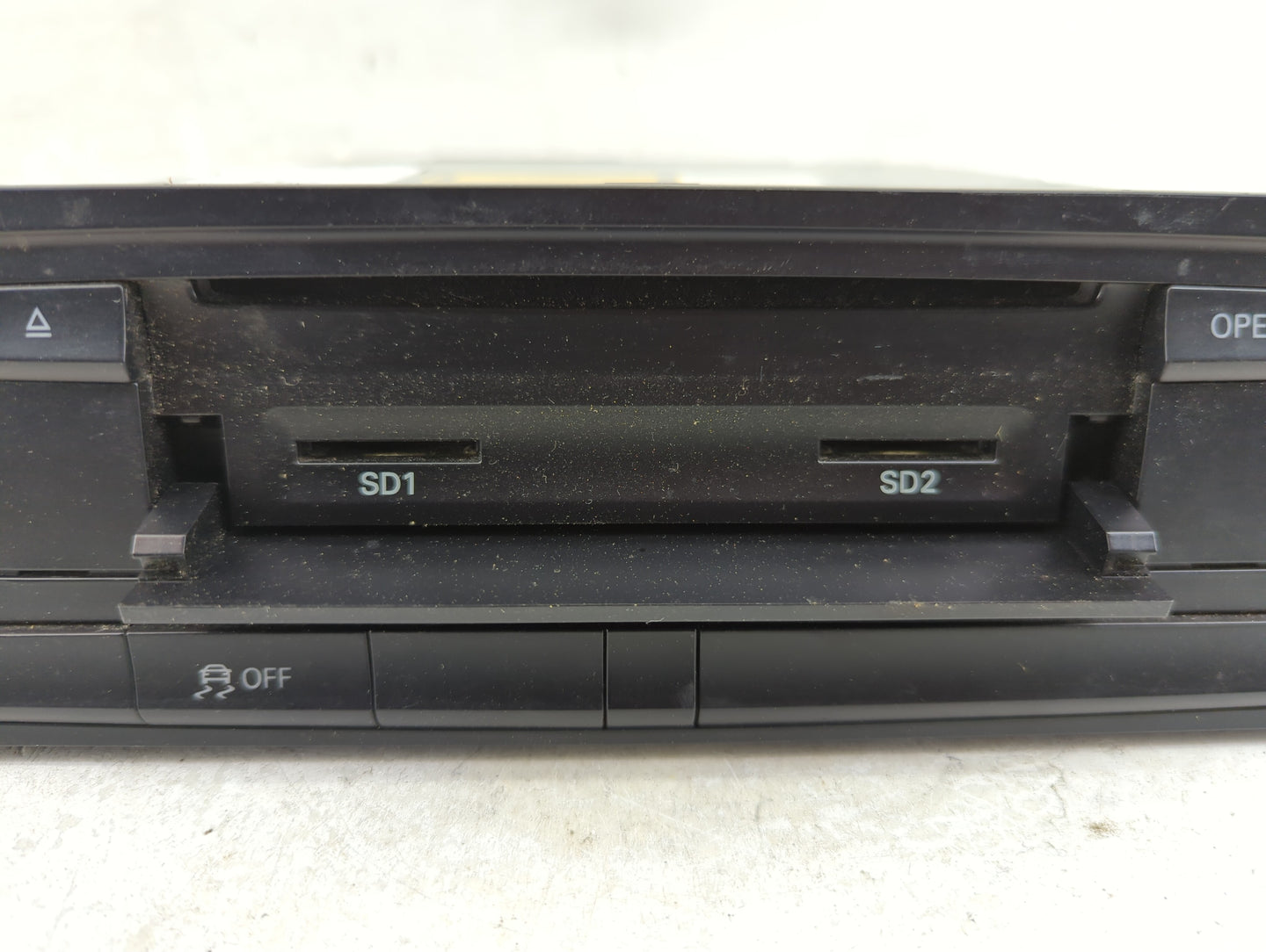 2011 Audi A4 Radio AM FM Cd Player Receiver Replacement P/N:8T1035664C 1859137 Fits Fits 2010 2012 2013 2014 2015 2016 2017 