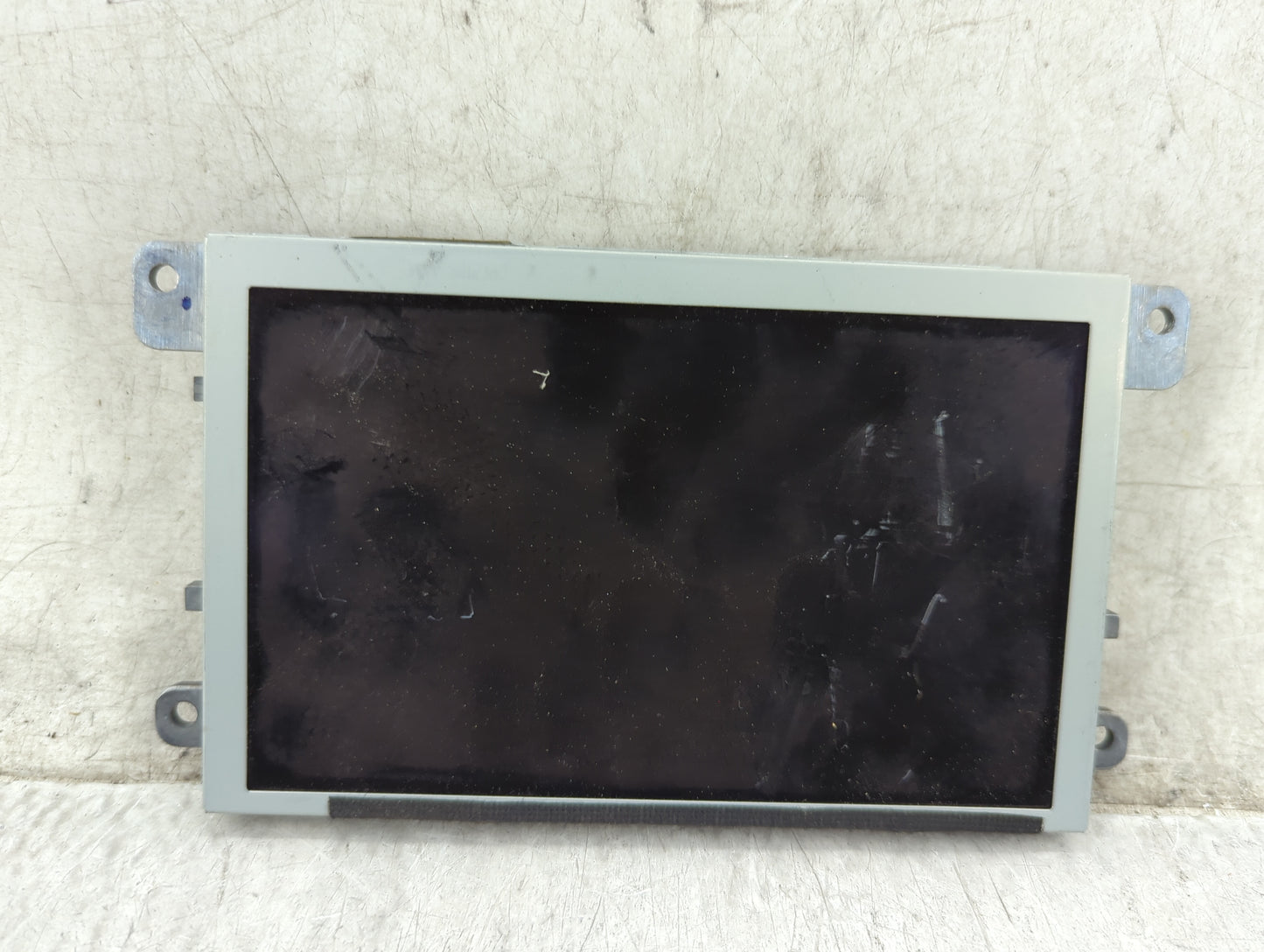 2010-2012 Audi A4 Information Display Screen - Oemusedautoparts1.com